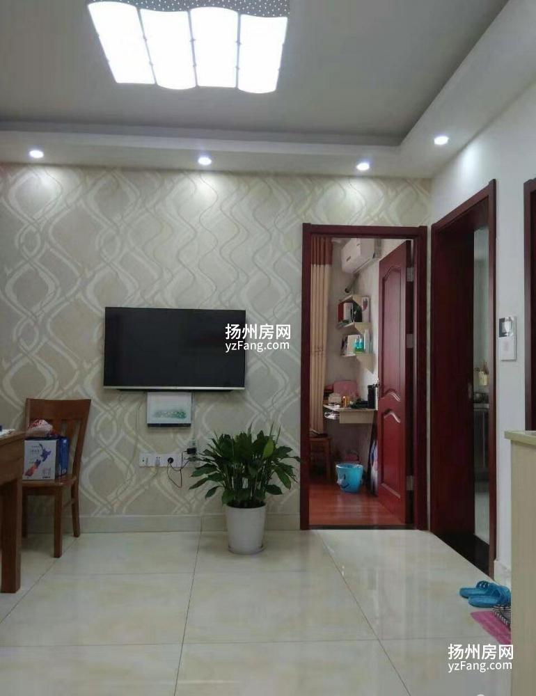 江扬尚东国际3室1厅1卫 绿化率，高南北通透，四面采光